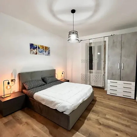 Διαμέρισμα Con Vista Nel Centro Storico Di Γκούμπιο